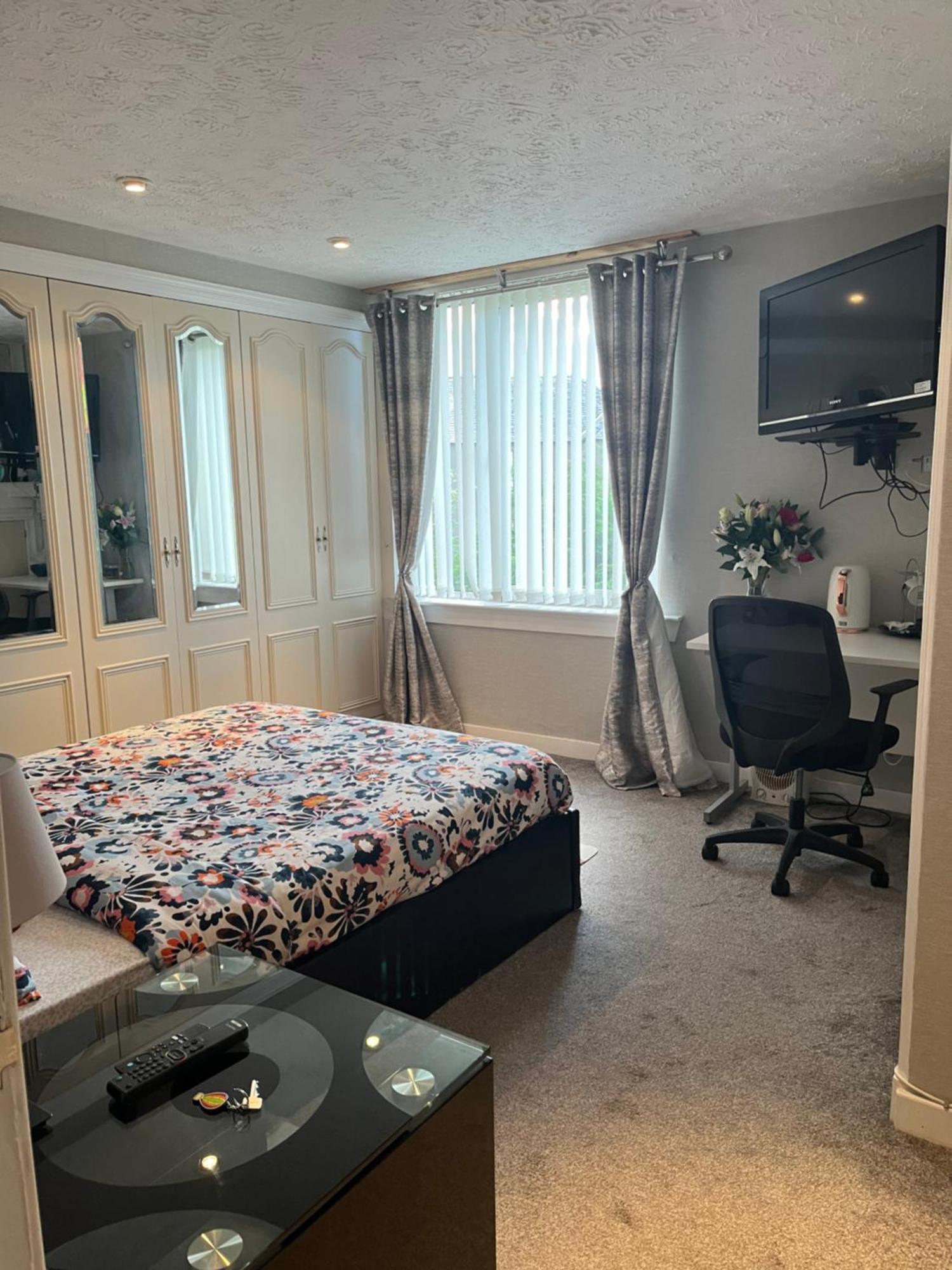 Room In A Home Εδιμβούργο Εξωτερικό φωτογραφία