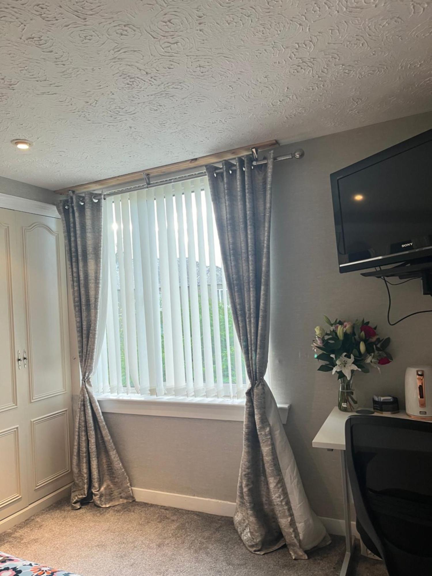 Room In A Home Εδιμβούργο Εξωτερικό φωτογραφία